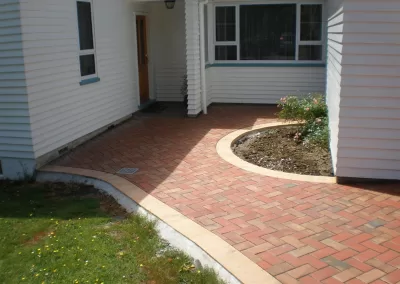 Nubrik Autumn Red Clay Paving Path